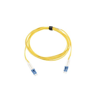 Jumper de Fibra Óptica Monomodo (OS2), XGLO, Riser, LC/UPC-LC/UPC Duplex, OFNR, Color Amarillo, 3 Metros (9.84 Pies) | FJ2-LCULCUL-03