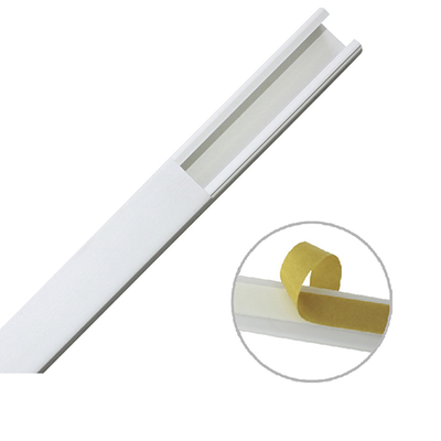 Canaleta color blanco de PVC auto extinguible de una vía, 20 x 17 mm tramo 6 pies, con cinta adhesiva (5201-21252) | TMK-1720-CC