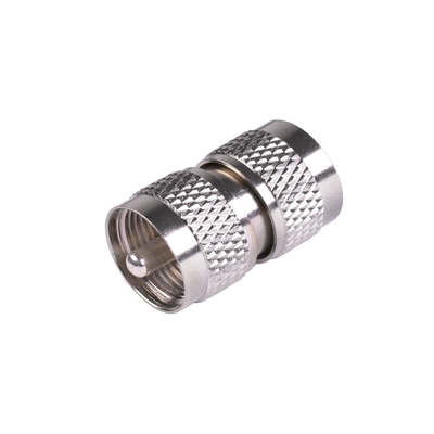 Adaptador Barril en Línea, de Conector UHF Macho (PL-259) a UHF Macho (PL-259), Níquel/ Plata/ Teflón. | RFU-538