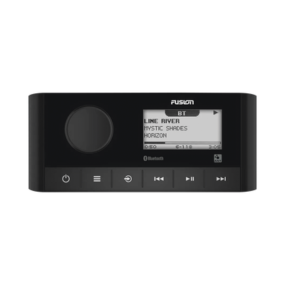 Sistema de Audio Marino / Pantalla LCD 2.3" / Bluetooth y ANT / 180 W Pico / 22 W RMS x 4 / 2 Zonas Multi-Zone / IPX6 e IPX7 / Compatible con AM, FM, DAB+, AUX / Actualizaciones Inalámbricas | 10-02405-00