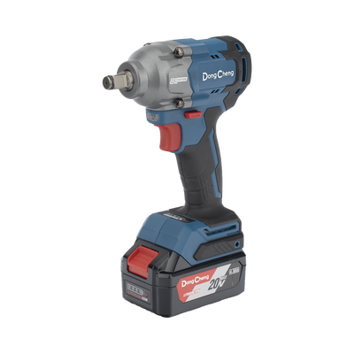 Llave de Impacto Inalámbrica de 20 V, incluye 2 Baterías de 4.0 AH, Cargador y Estuche plástico. | DCP-B488-EM