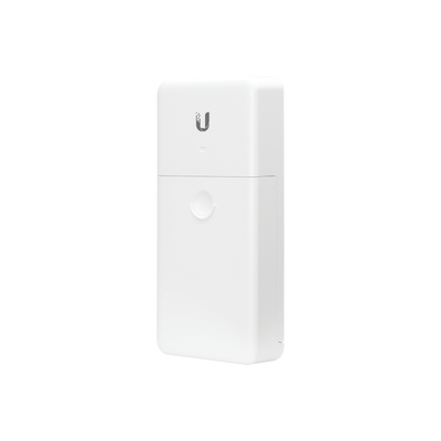 Switch PoE 24 V de Paso para Exterior con 4 Puertos Gigabit (1 PoE In, 3 PoE Out) NanoSwitch | N-SW